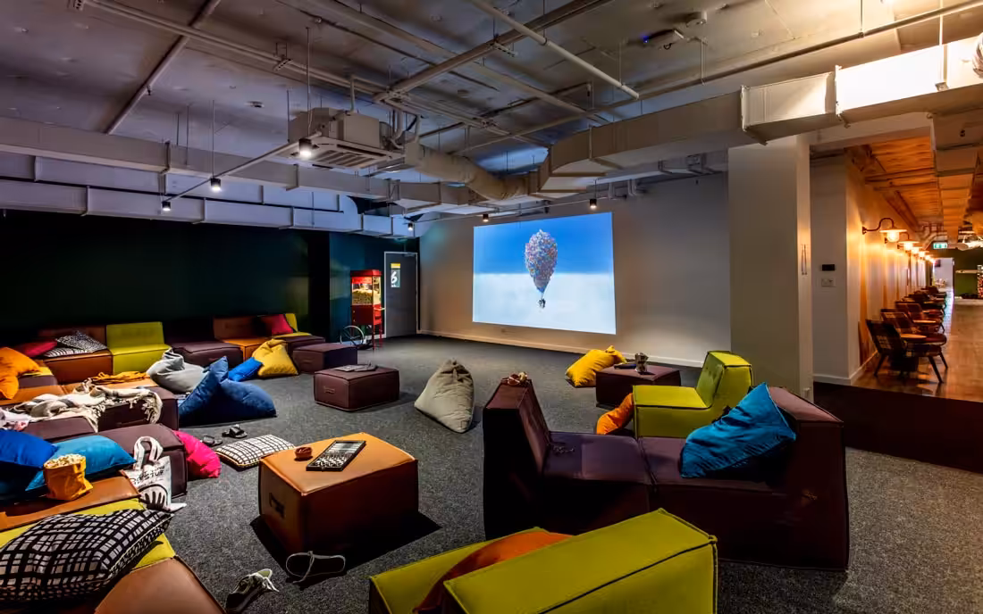 Campus Perth & Hostel G