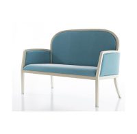 Noa-YSF1058-Front-Angled-View