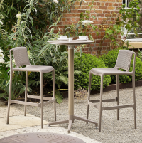 Nes Barstool - Outdoor View