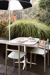 No Rock x Terrace Table Dining Area View 1