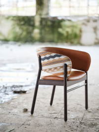 Camille Armchair M1323CUU View